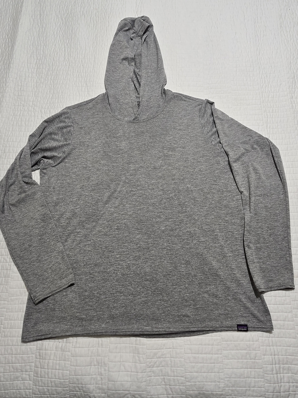 Patagonia Light Heather Gray Capilene Cool Daily Top - Picture 6 of 9